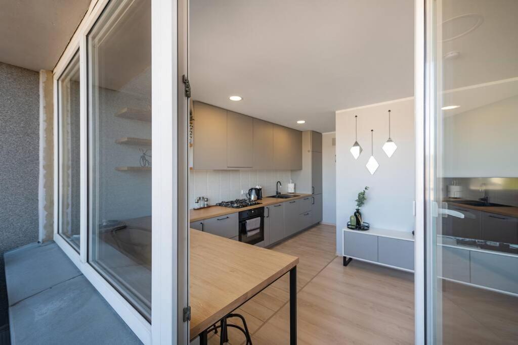 Central 2 Bd Apartment By Hostlovers Κάουνας Εξωτερικό φωτογραφία
