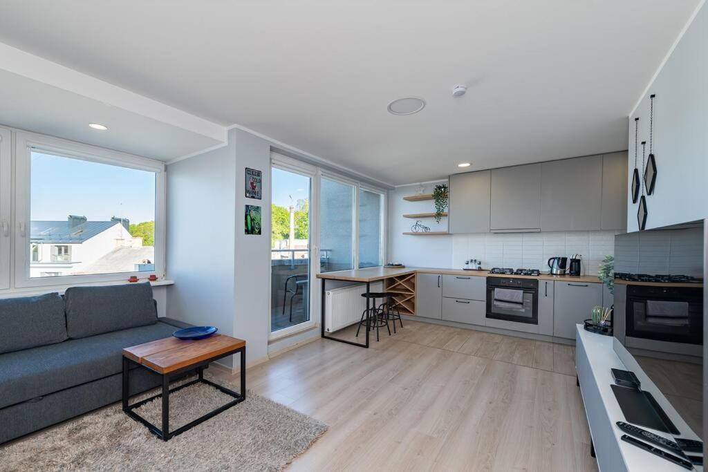 Central 2 Bd Apartment By Hostlovers Κάουνας Εξωτερικό φωτογραφία