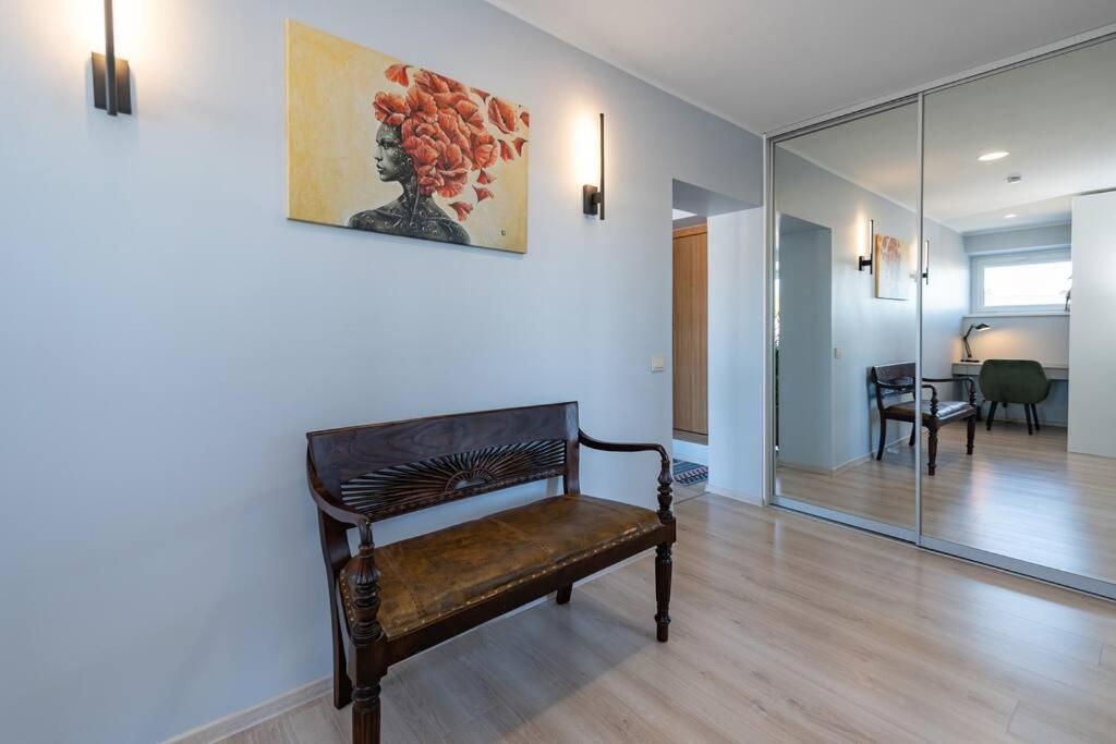 Central 2 Bd Apartment By Hostlovers Κάουνας Εξωτερικό φωτογραφία